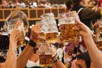 热烈庆祝三厘米第一届啤酒节盛大开幕，美食+啤酒+世界杯=‘醉’美狂欢